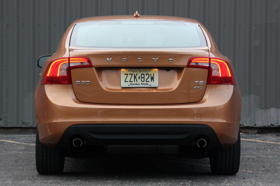  Volvo S60 2010 года  (фото 143 из 226)